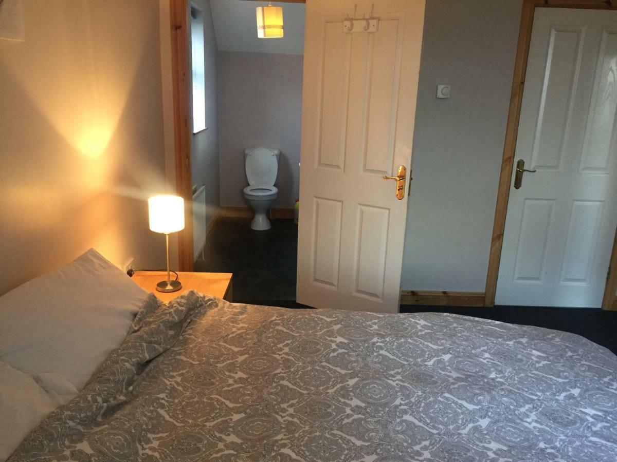Glendona Lodge Glenavy Esterno foto