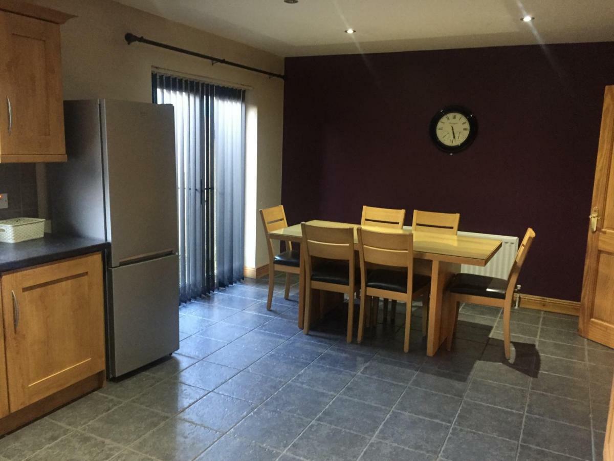Glendona Lodge Glenavy Esterno foto